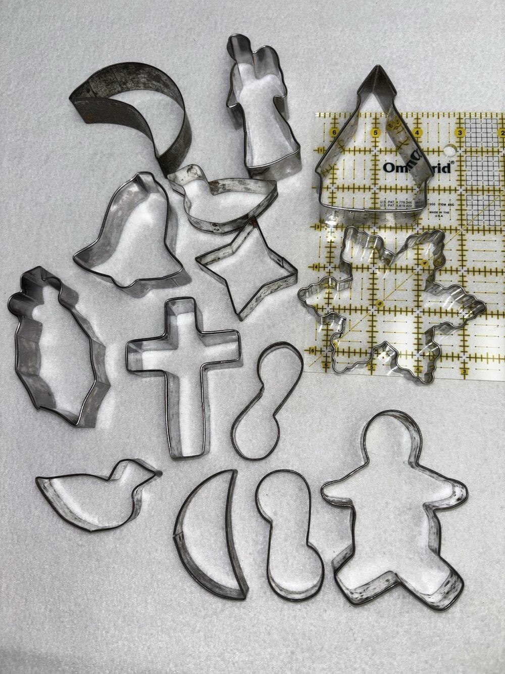 Lot of 14 Metal Cookie Cutters Various Shapes And Seasonal Designs